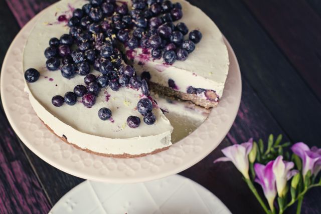 paleo raw blueberry lemon cheesecake recipe