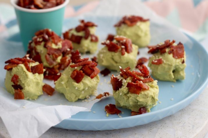 bacon-egg-avo-fat-bombs-feature