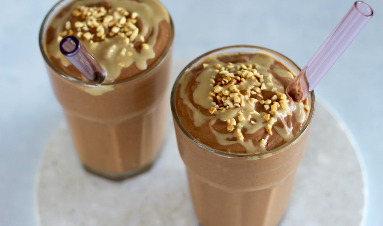 chocolate-mousse-smoothie-feature