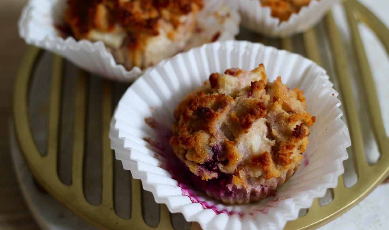 pear-berry-muffin-healthy-feature