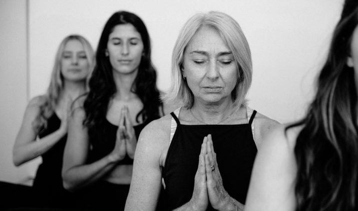 how-to-meditate-with-yoga