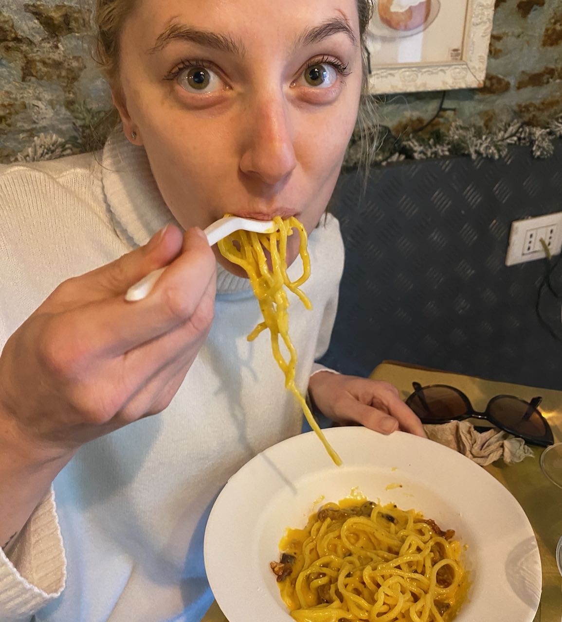eat-pasta-roman-holiday